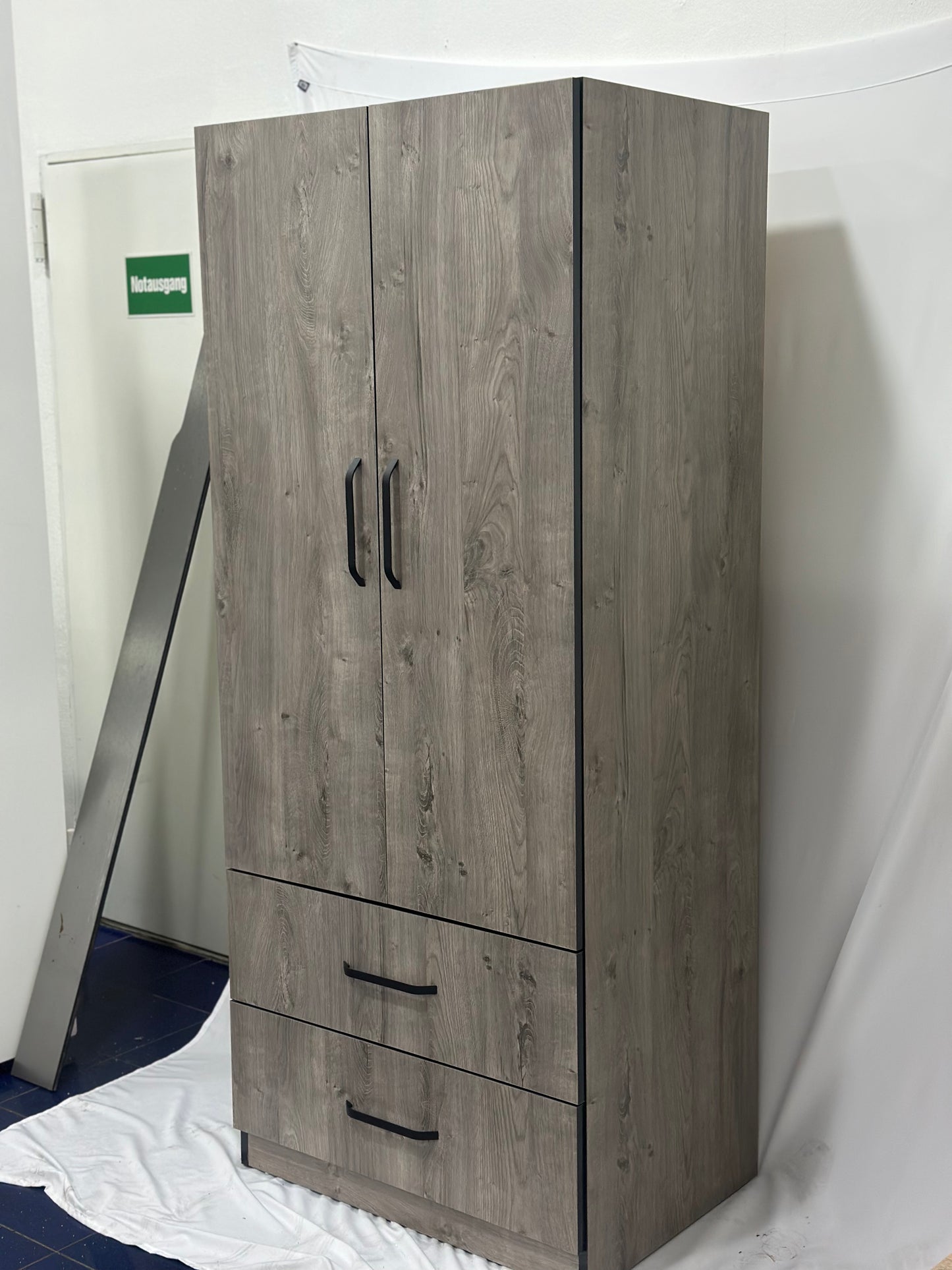 Frezya Kleiderschrank